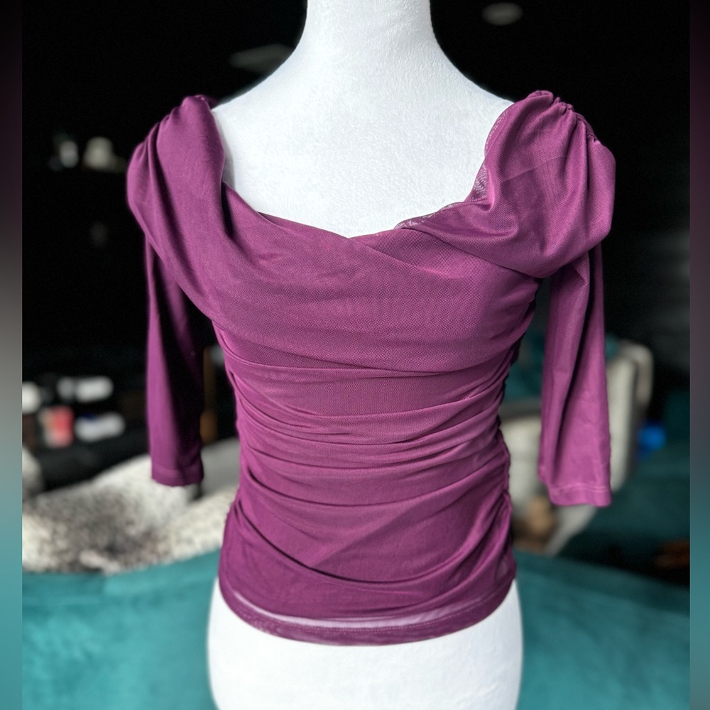 Fitted bebe top
